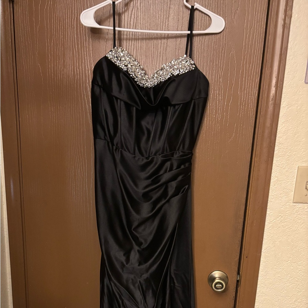 Gorgeous Nox Anabel Size 8 Prom/Formal Dress (altered)